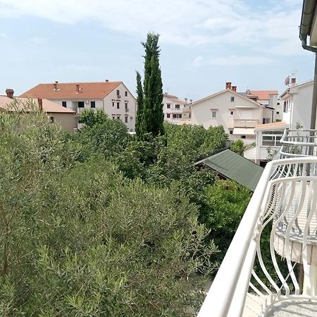 Ana Rooms Krk Town Exterior foto
